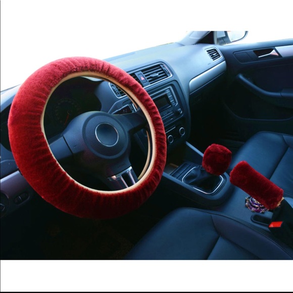Accessories - Non slip 3 piece wine red fur steering wheel cover